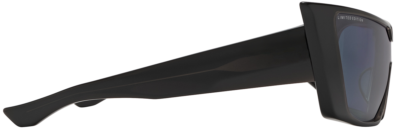 Color_DTS747-A-01 - Black Glass - Midnight Blue