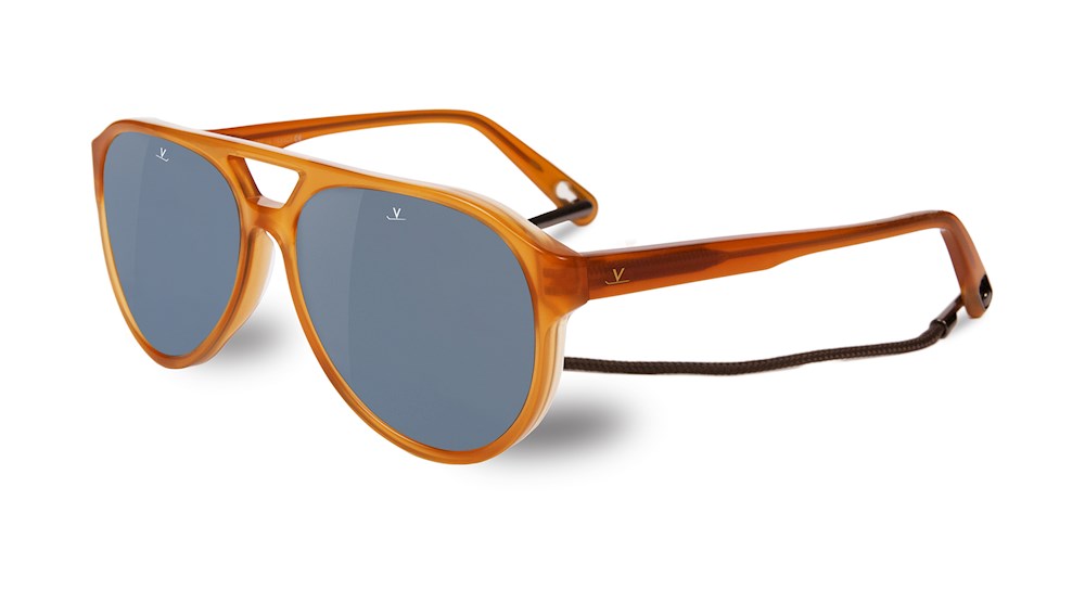 Color_0003 - 0622 - Amber - Blue Polar