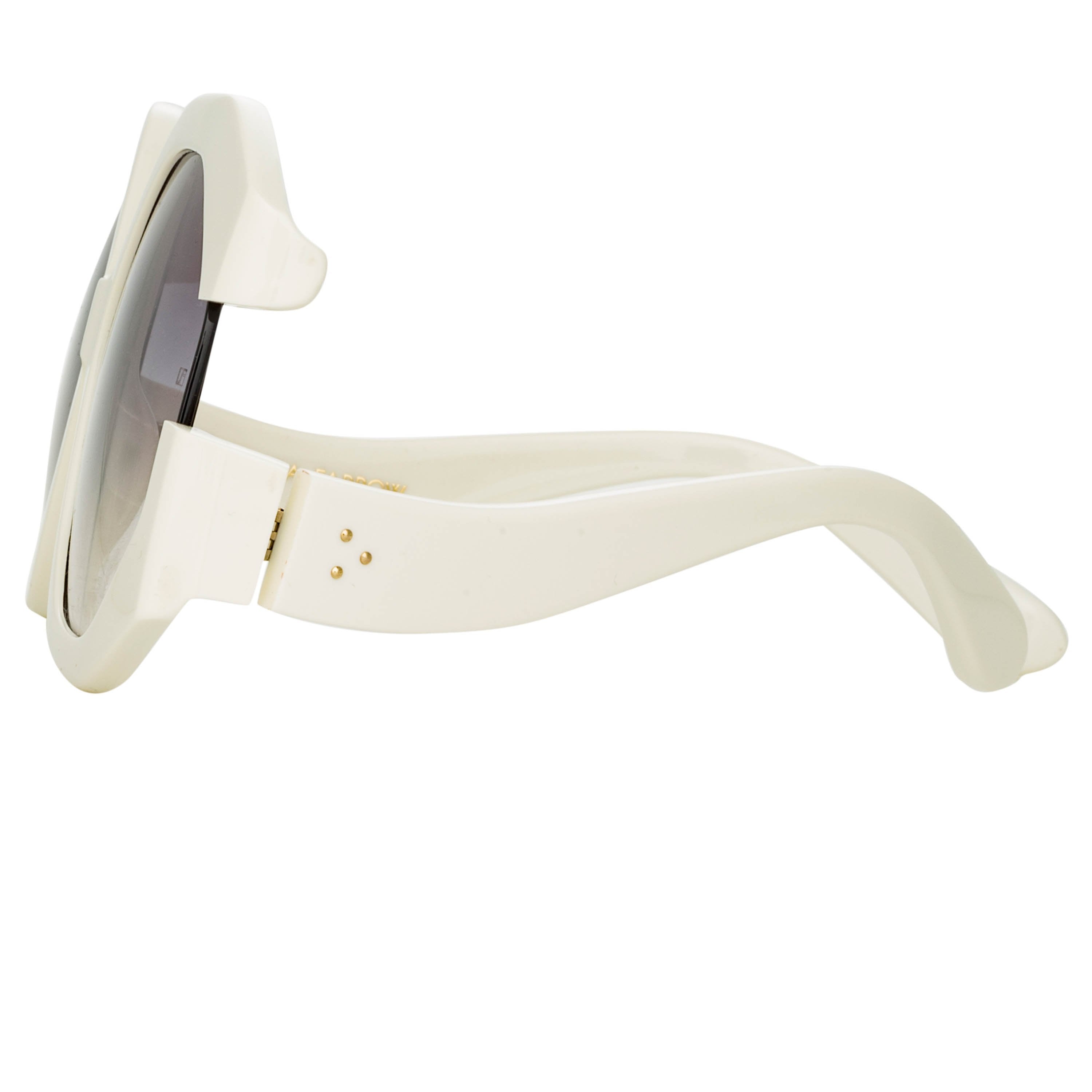 Color_LFL1071C3SUN - Bardot Oversized Sunglasses in White