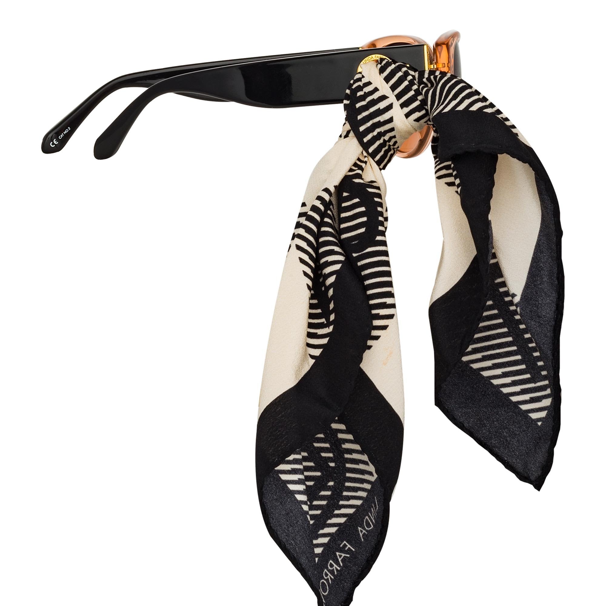 Color_LFL986C5SUN - Saranden Cat Eye Sunglasses in Orange