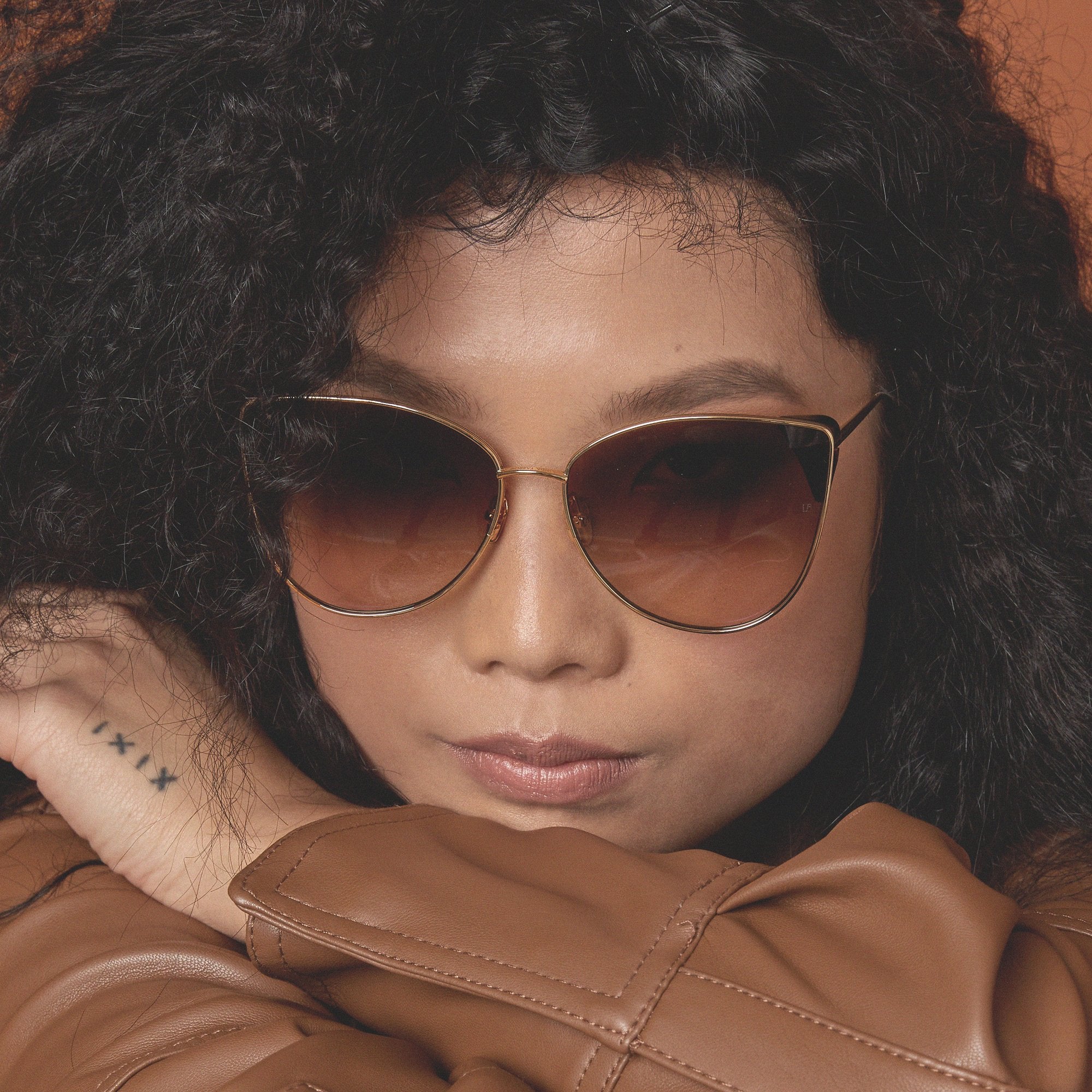 Color_LFL1028C2SUN - Ida Cat Eye Sunglasses in Yellow Gold and Tortoiseshell