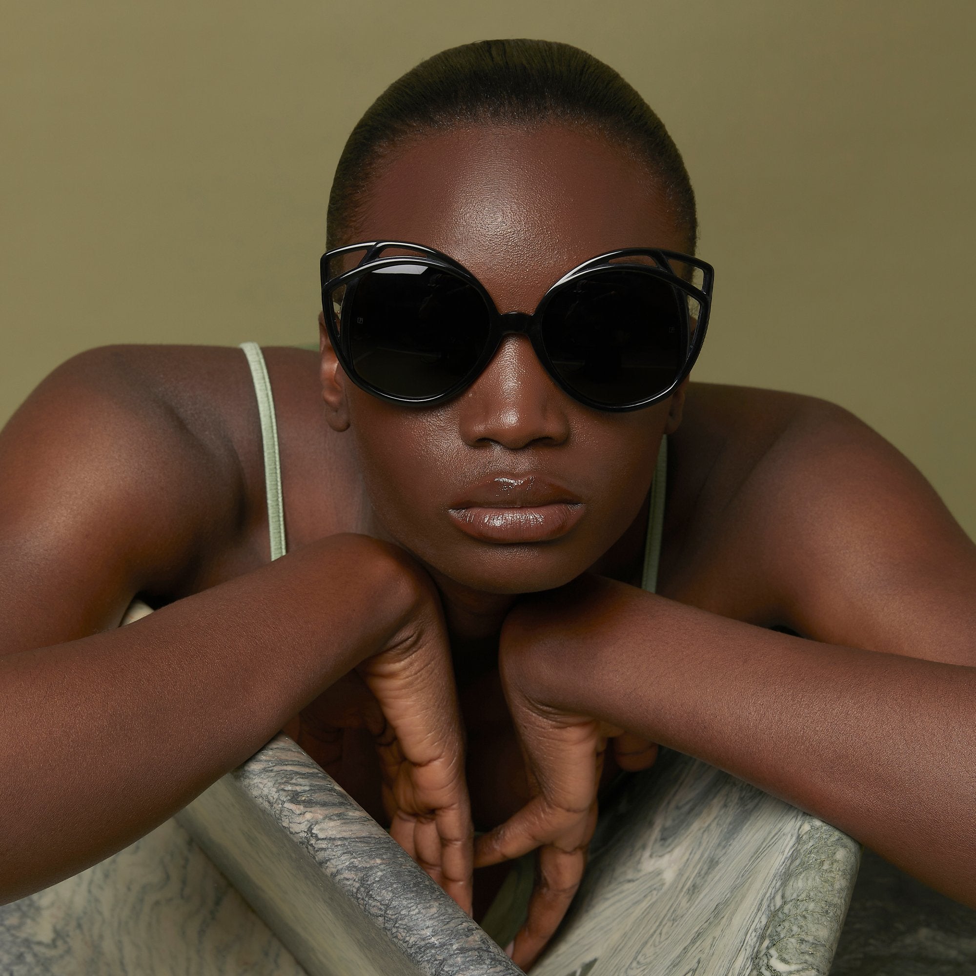 Color_LFL1174C2SUN - Isler Cat Eye sunglasses in Tortoiseshell