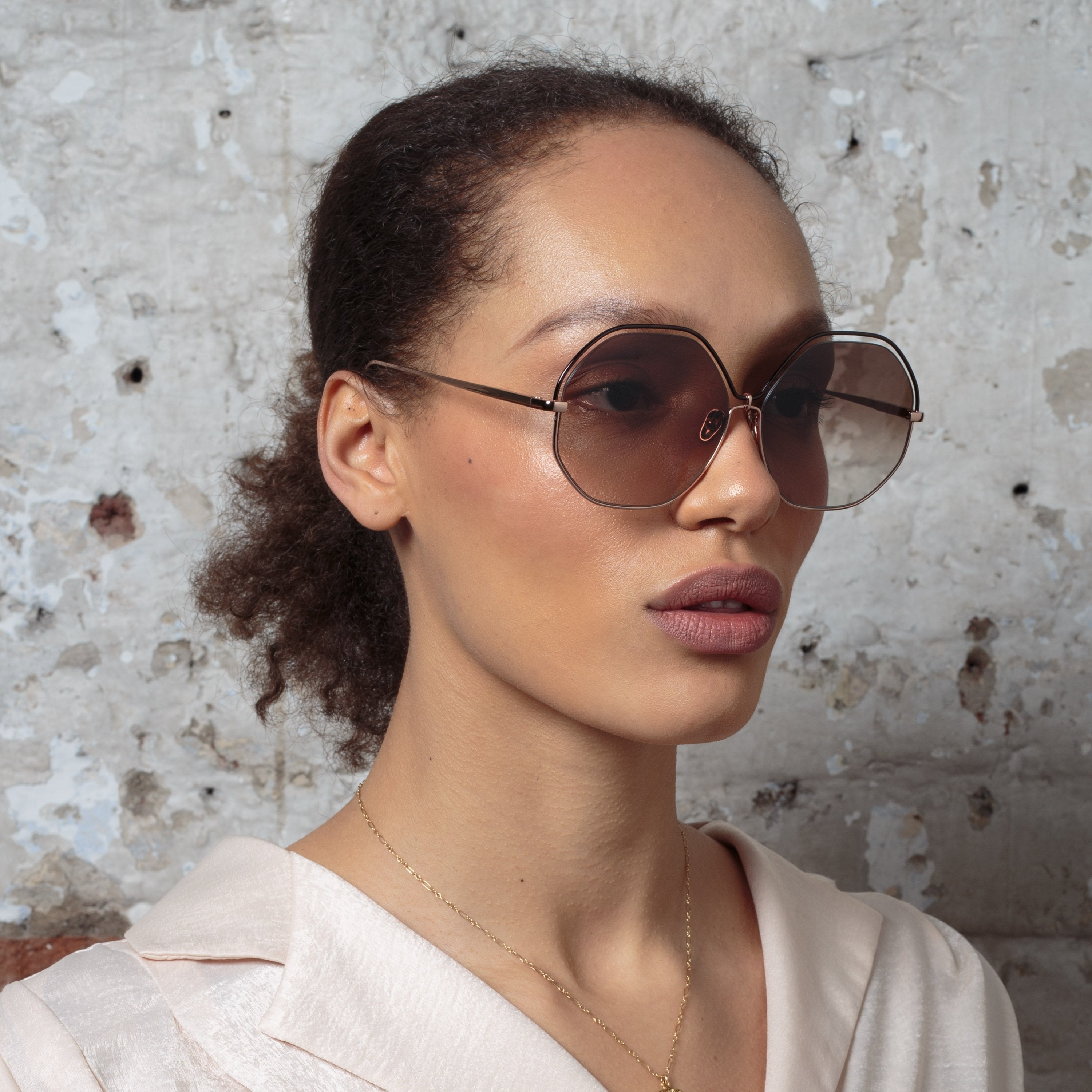 Color_LFL1203C2SUN - Lorena Oversized Sunglasses in Rose Gold
