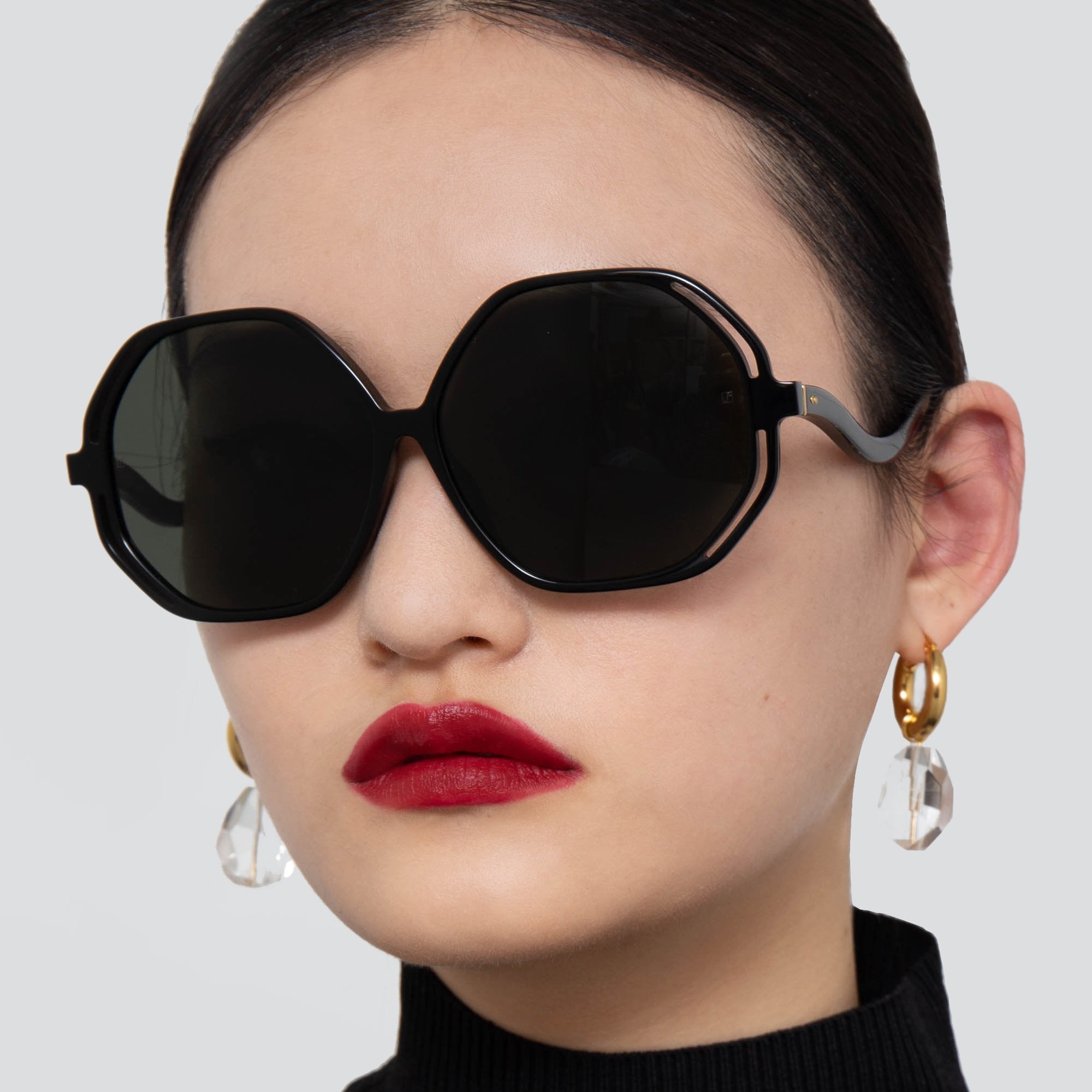 Color_LFL1058C1SUN - Una Oversized Sunglasses in Black