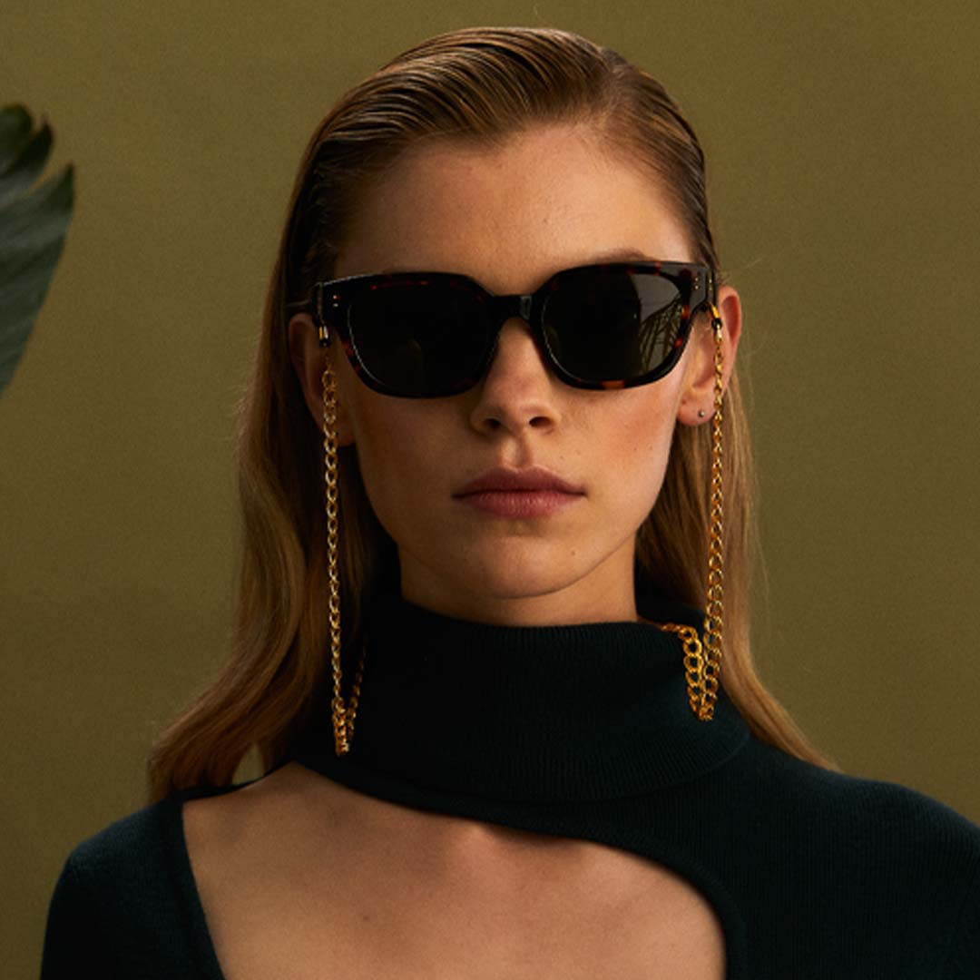 Color_LFL1243C3SUN - Deni D-Frame Sunglasses in Black and Plum Lenses