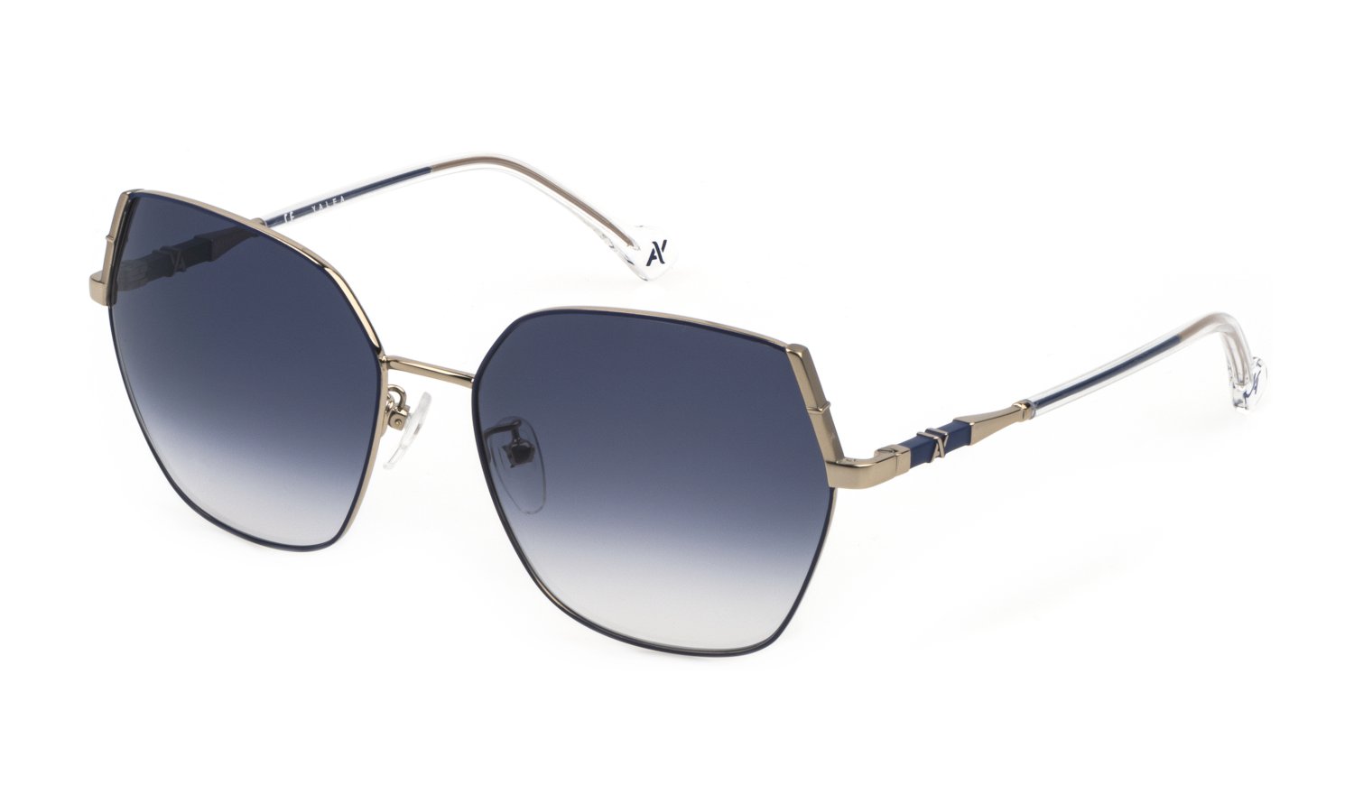 Color_08M6 - Shiny Camel With Coloured Parts