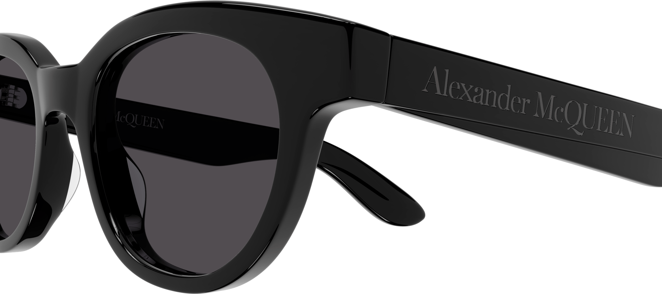 Color_Alexander McQueen AM0383S