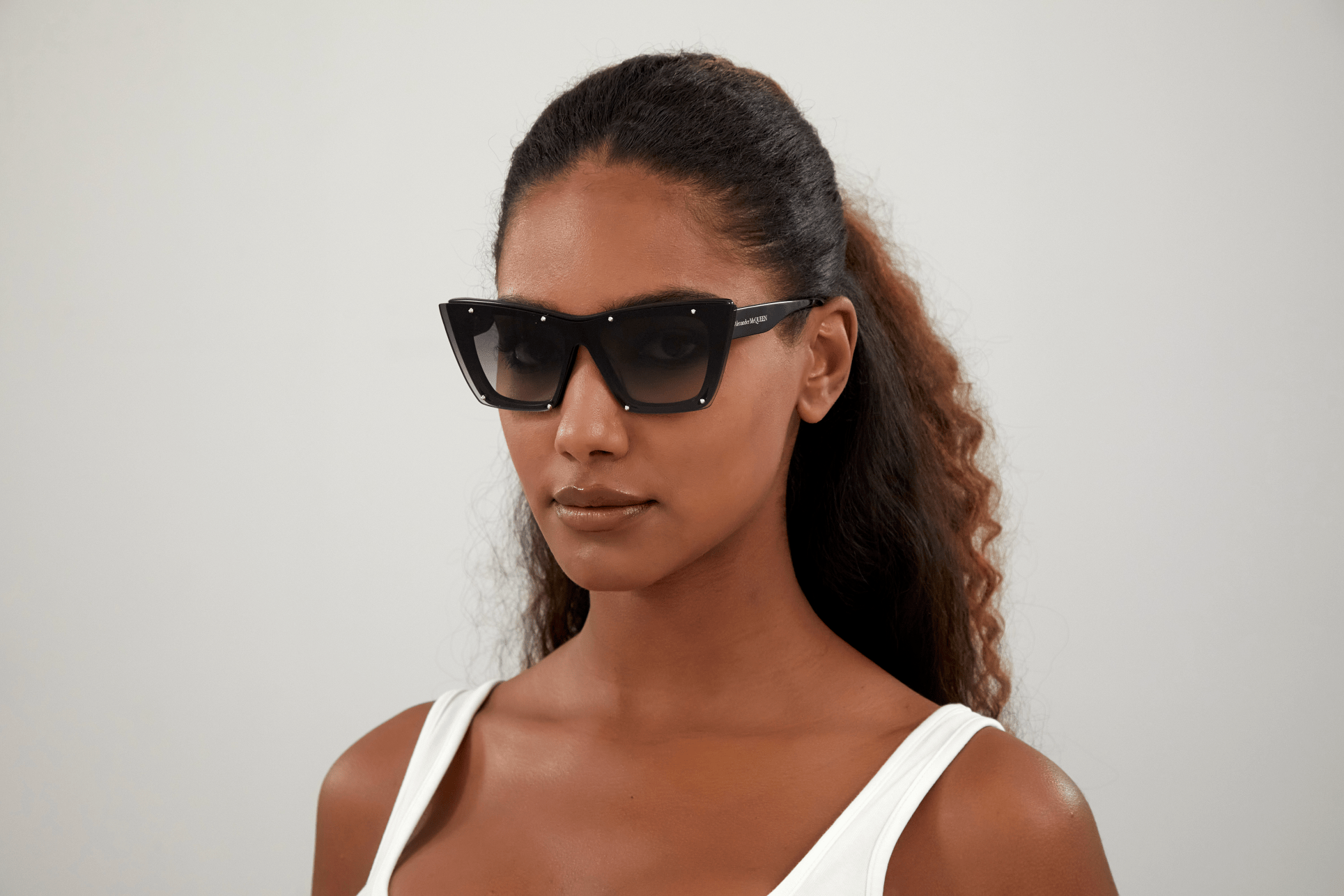 Color_Alexander McQueen AM0361S