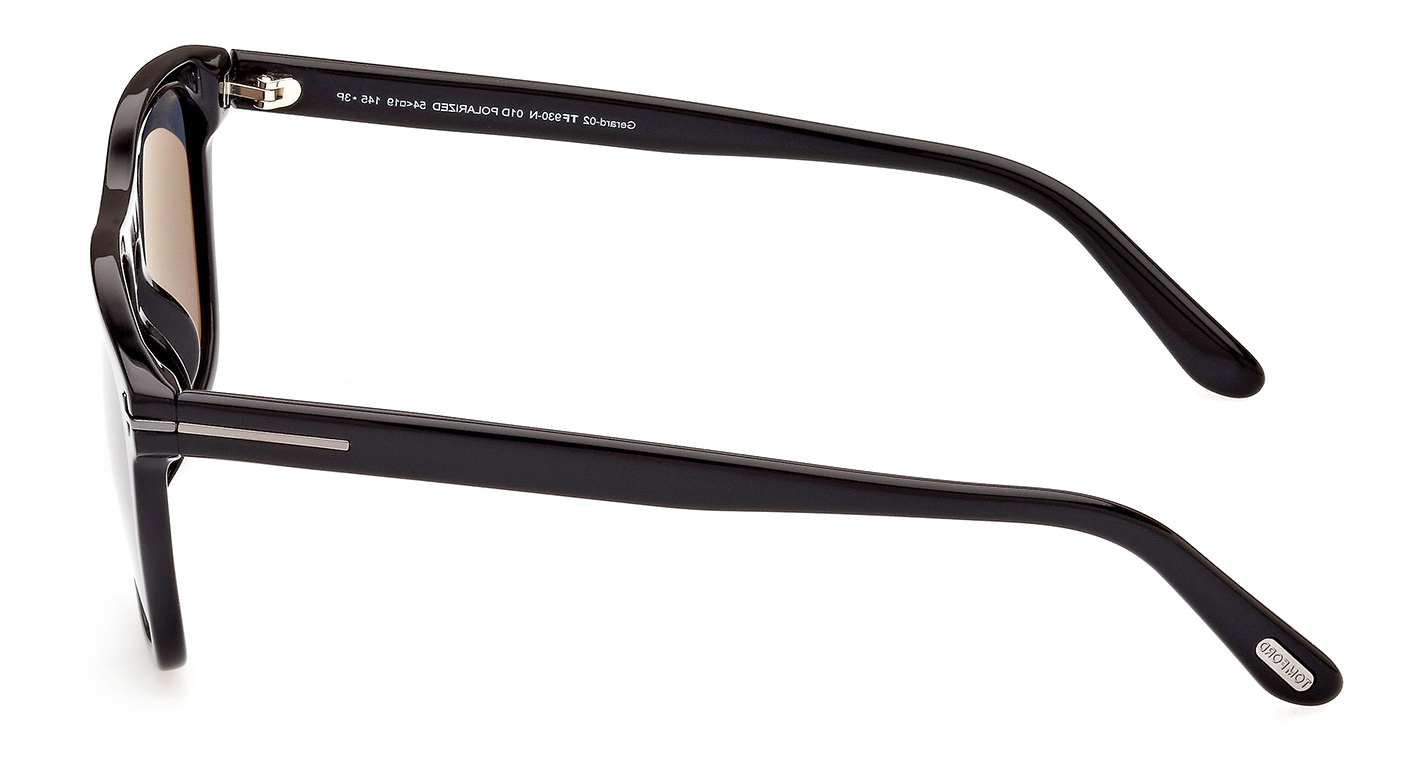 Color_01D - Shiny Black - Shiny Black / Smoke Polarized Cat. 3P