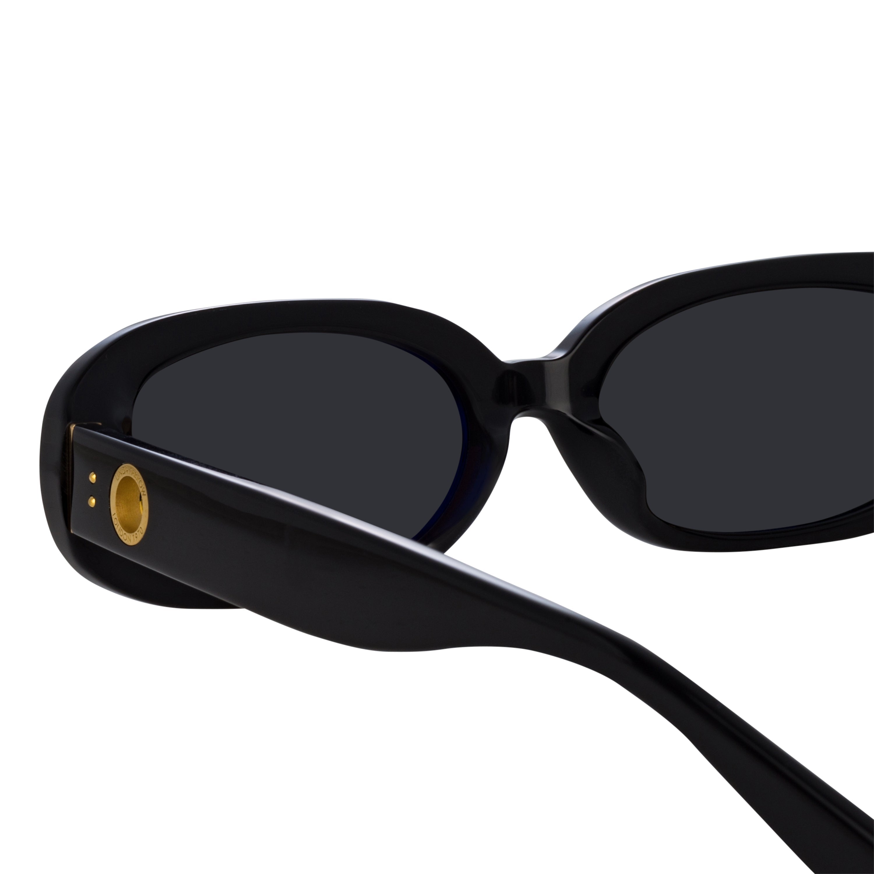 Color_LFL1252C1SUN - Cara Oval Sunglasses in Black